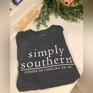 Simply southern t-shirt size small